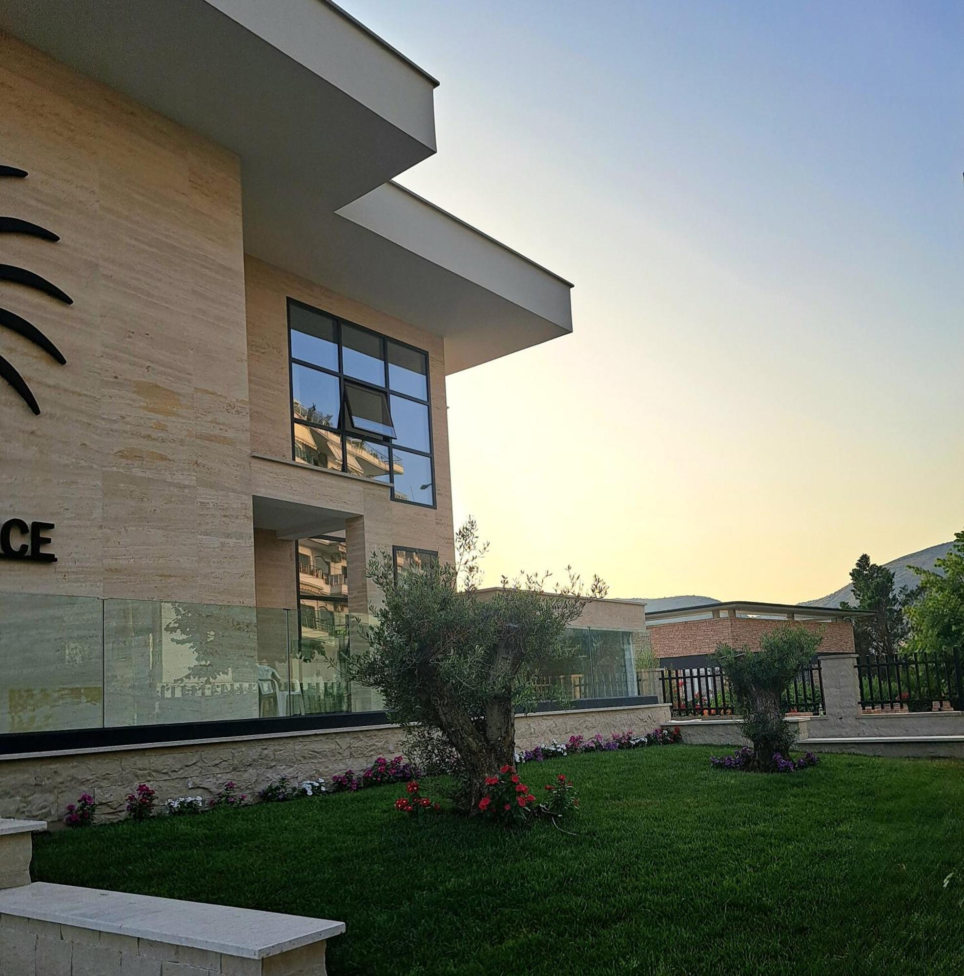 Mamani Apartments Saranda 外观 照片